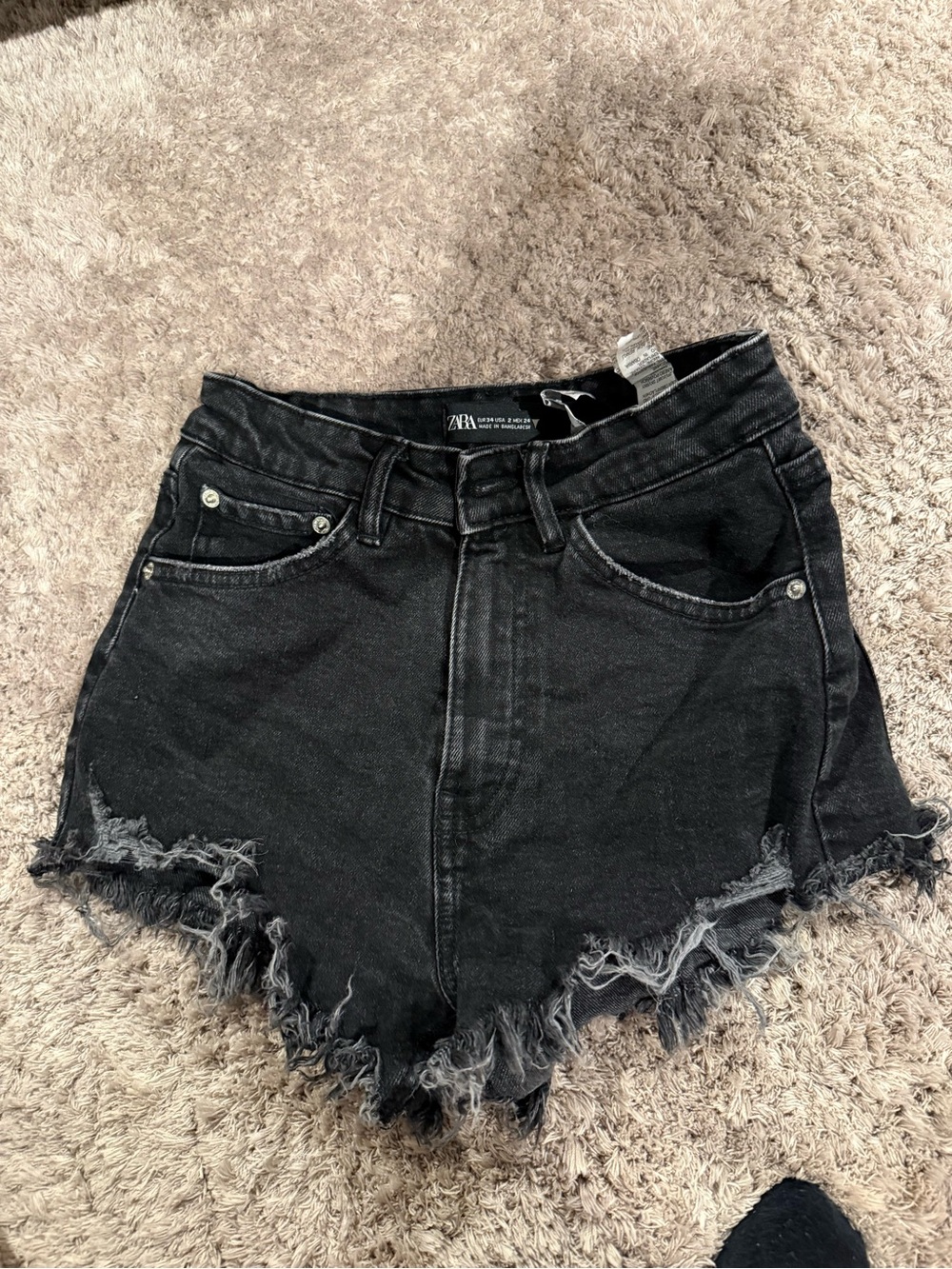 Zara Black High-Rise Frayed Denim Shorts